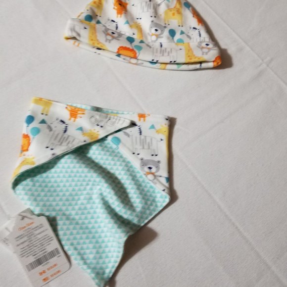 Gymboree Party Animals NWT NB footed sleeper, bib & 2 swaddle blankets torn box. - Picture 5 of 6